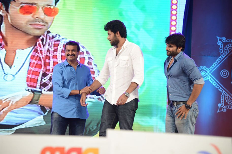 Govindhudu-Andari-Vaadele-Movie-Audio-Launch